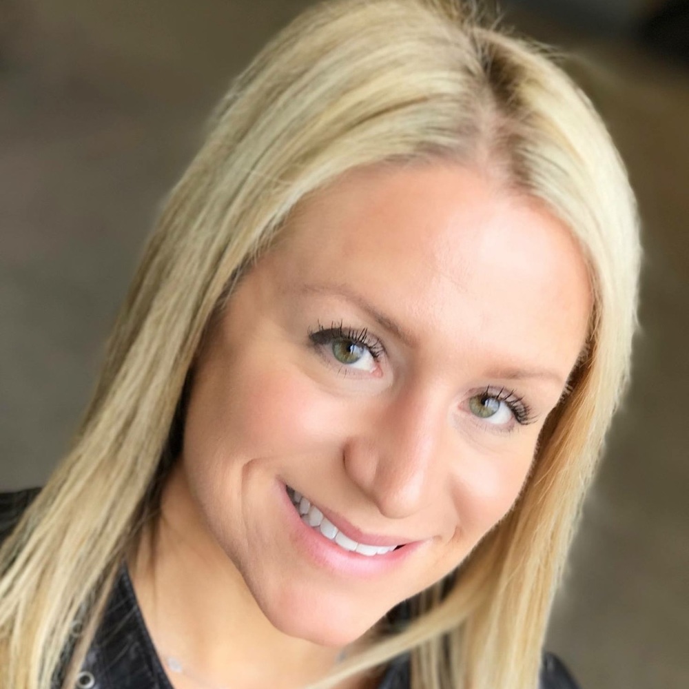 Meet your Posher, Stacy